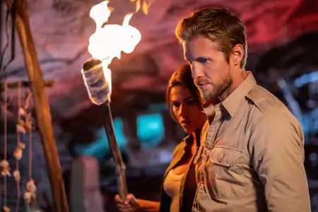 Blood & Treasure - galeria zdjęć - filmweb