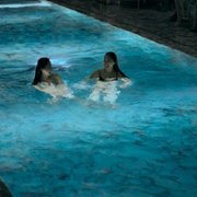 Expats - galeria zdjęć - filmweb