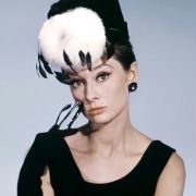 Breakfast at Tiffany's - galeria zdjęć - filmweb