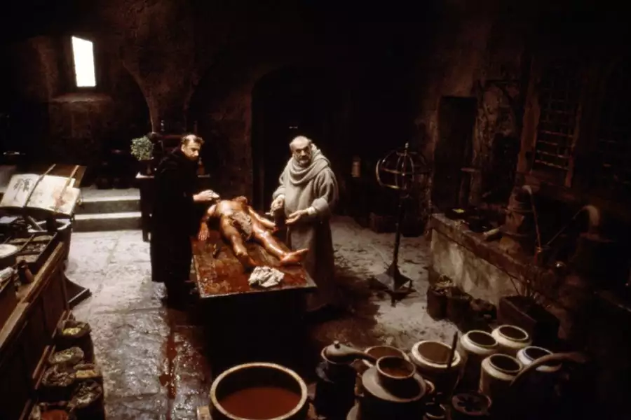 Imię róży - galeria zdjęć - filmweb