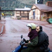 Attenberg - galeria zdjęć - filmweb