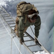 Everest Poza krańcem świata - galeria zdjęć - filmweb