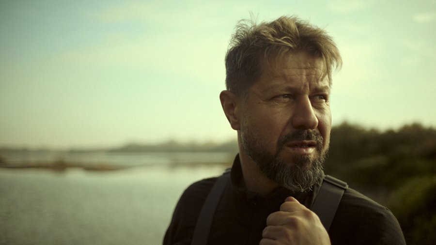 Zawr&oacute;cić kijem rzekę (recenzja filmu Bez końca)