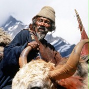 Himalaya - dzieciństwo wodza - galeria zdjęć - filmweb