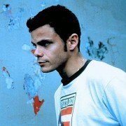 Zbuntowana - galeria zdjęć - filmweb