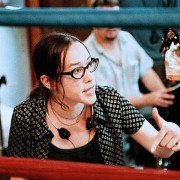 Zbuntowana - galeria zdjęć - filmweb