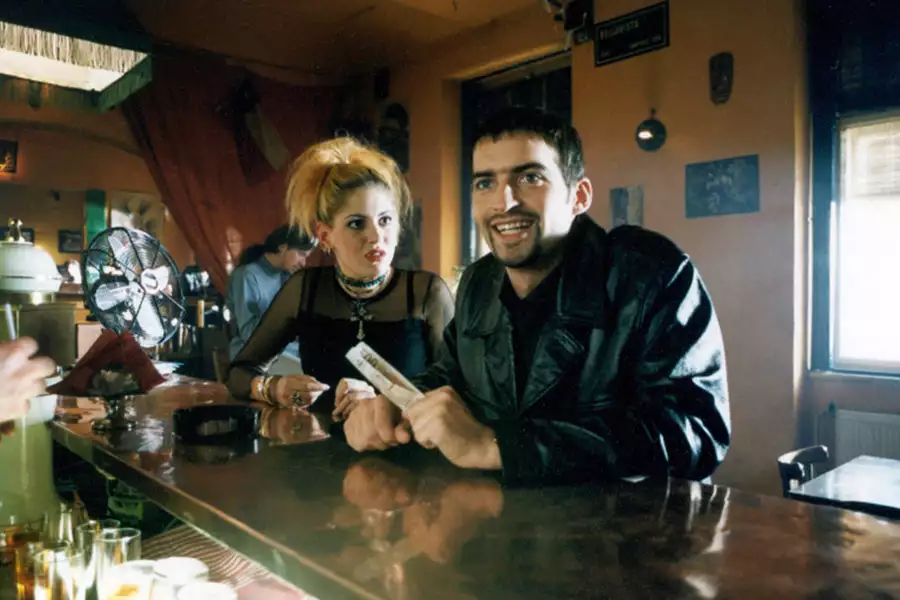 Samotni - galeria zdjęć - filmweb
