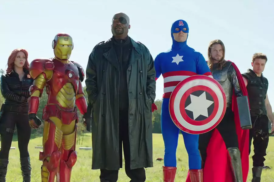 Igrzyska śmiechu: W pieszczeniu ognia - galeria zdjęć - filmweb