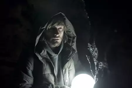 Dark - galeria zdjęć - filmweb