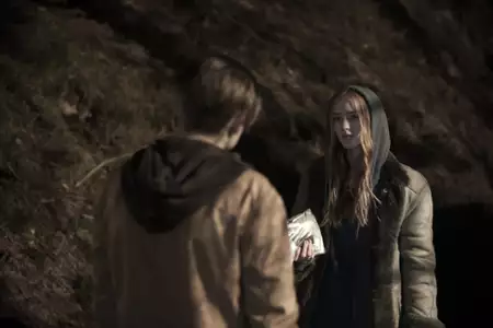 Dark - galeria zdjęć - filmweb