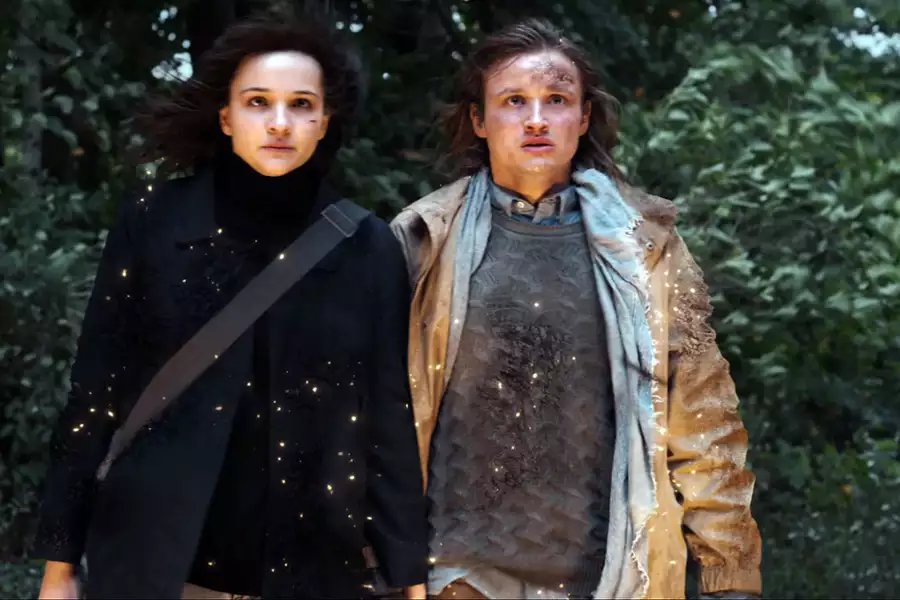 Dark - galeria zdjęć - filmweb