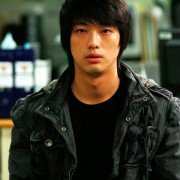 Byoo-ti-pool Seon-de-i - galeria zdjęć - filmweb