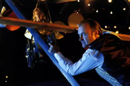 Phil Oszust Collins - galeria zdjęć - filmweb