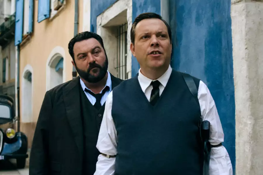 Monsieur Spade - galeria zdjęć - filmweb