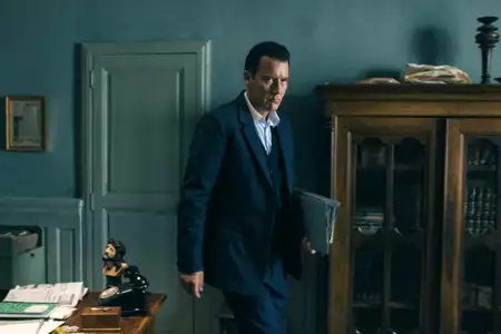 Monsieur Spade - galeria zdjęć - filmweb