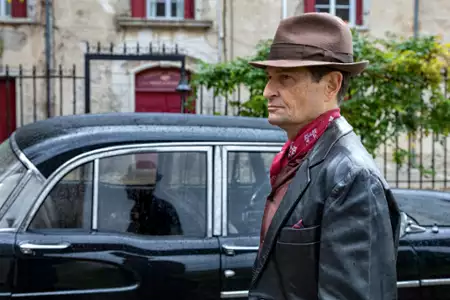 Monsieur Spade - galeria zdjęć - filmweb