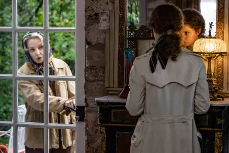 Monsieur Spade - galeria zdjęć - filmweb