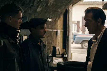 Monsieur Spade - galeria zdjęć - filmweb