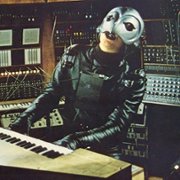 Upiór z raju - galeria zdjęć - filmweb
