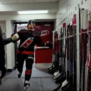 FACEOFF: Inside the NHL - galeria zdjęć - filmweb