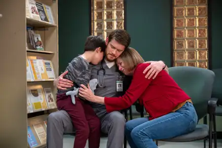 Brilliant Minds - galeria zdjęć - filmweb