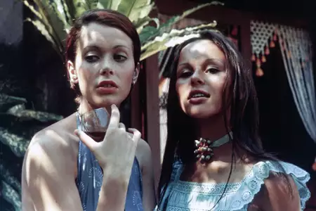 Emmanuelle - galeria zdjęć - filmweb