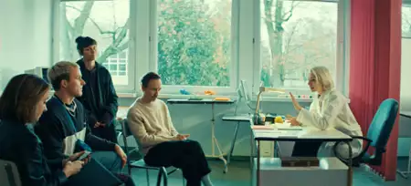 Udar - galeria zdjęć - filmweb