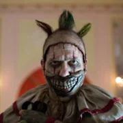 American Horror Story: 13 - galeria zdjęć - filmweb