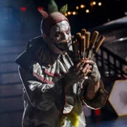 American Horror Story: 13 - galeria zdjęć - filmweb