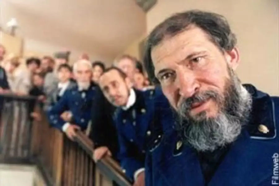 Syzyfowe prace - galeria zdjęć - filmweb