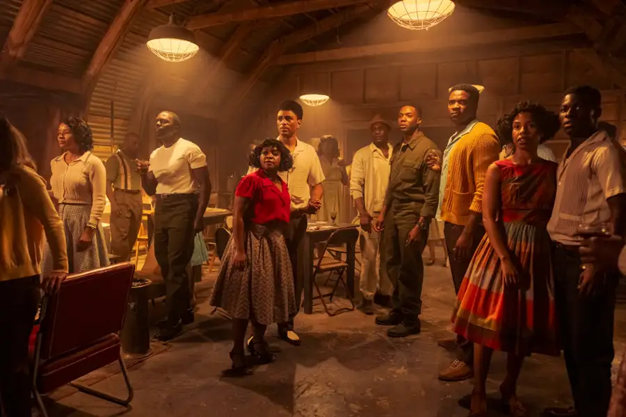 To: Witajcie w Derry - galeria zdjęć - filmweb