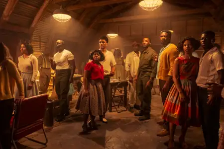 To: Witajcie w Derry - galeria zdjęć - filmweb