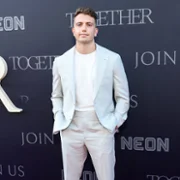 Together - galeria zdjęć - filmweb