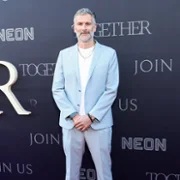 Together - galeria zdjęć - filmweb