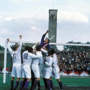Ucieczka do zwycięstwa - galeria zdjęć - filmweb