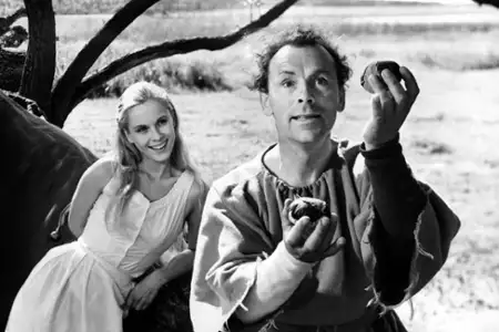 Si&oacute;dma pieczęć - galeria zdjęć - filmweb