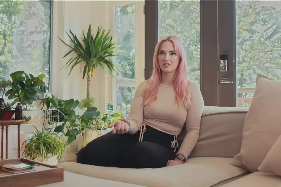 Seks, sieć i kasa: Historia Pornhuba - galeria zdjęć - filmweb