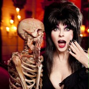 Elvira: Mistress of the Dark - galeria zdjęć - filmweb