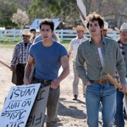 Promised Land - galeria zdjęć - filmweb