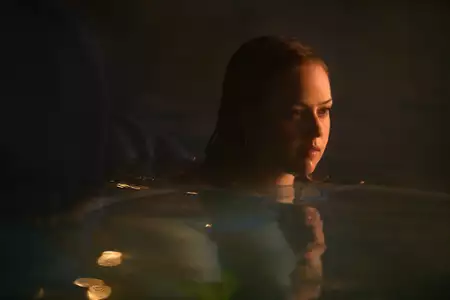 Przeklęta woda - galeria zdjęć - filmweb