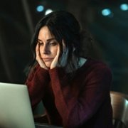 Shining Vale - galeria zdjęć - filmweb