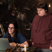 Shining Vale - galeria zdjęć - filmweb