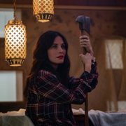 Shining Vale - galeria zdjęć - filmweb