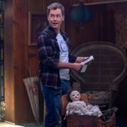 Shining Vale - galeria zdjęć - filmweb