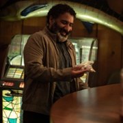 Shining Vale - galeria zdjęć - filmweb