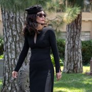 Shining Vale - galeria zdjęć - filmweb