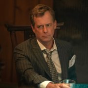 Shining Vale - galeria zdjęć - filmweb