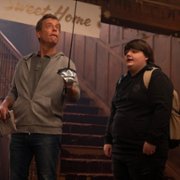 Shining Vale - galeria zdjęć - filmweb