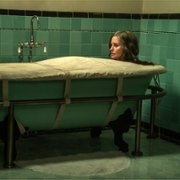 Shining Vale - galeria zdjęć - filmweb