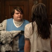 Shining Vale - galeria zdjęć - filmweb